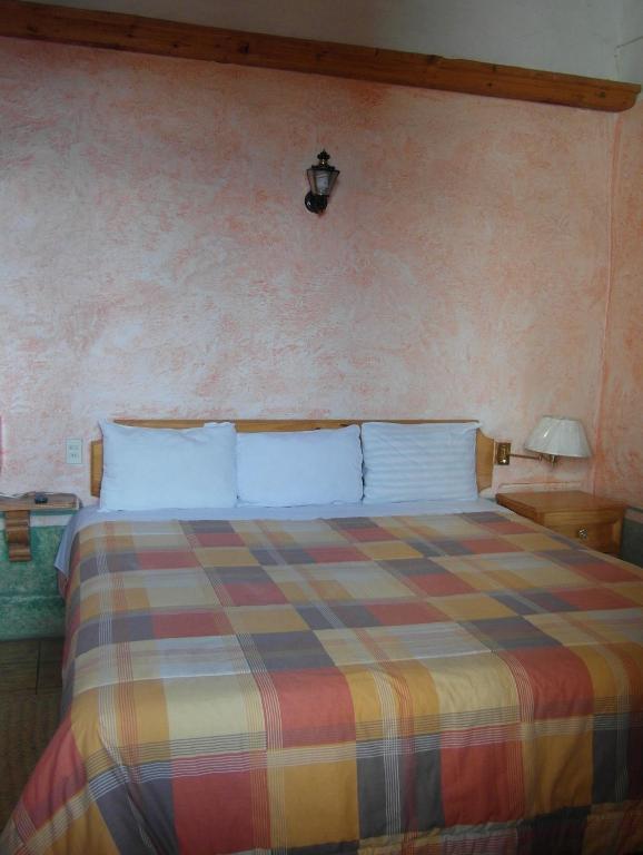 Hotel Concordia Patzcuaro Bilik gambar